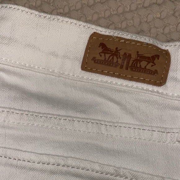 Levi’s 524 Too Super Low Jeans White - Picture 2 of 5